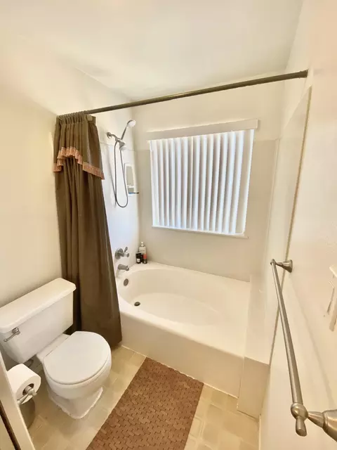 44702 Foxboro Ct, Lancaster, CA 93535 photo 12
