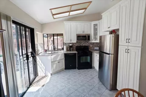 112 Horizon Rd, Palmdale, CA 93550 photo 5
