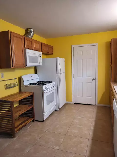 12664 Esther St, Boron, CA 93516 photo 11