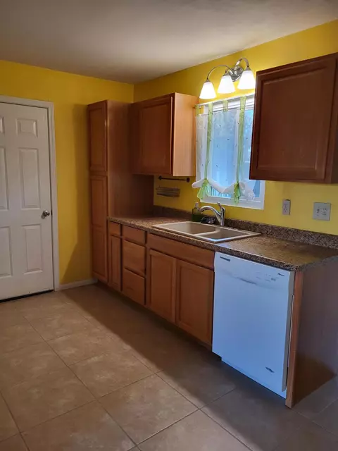12664 Esther St, Boron, CA 93516 photo 10