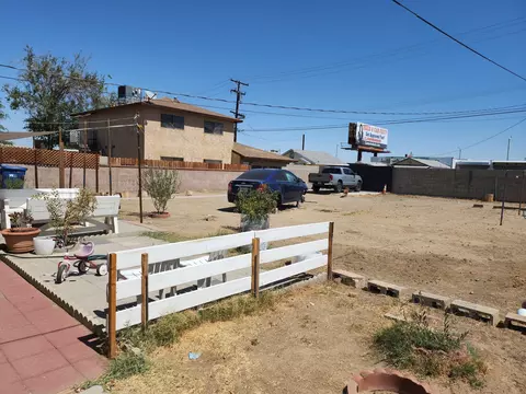 44430 Beech Ave, Lancaster, CA 93534 photo 16