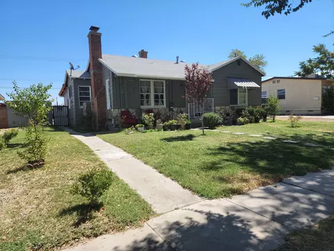 44430 Beech Ave, Lancaster, CA 93534 photo 2
