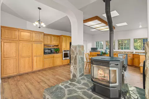 29700 Goldspike Rd, Tehachapi, CA 93561 photo 15