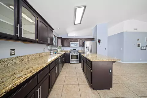 44122 63rd St W, Lancaster, CA 93536 photo 7