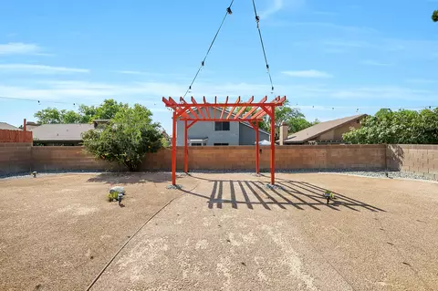 44045 Ruthron Ave, Lancaster, CA 93536 photo 35