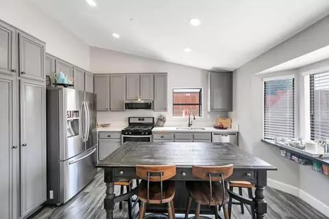 44045 Ruthron Ave, Lancaster, CA 93536 photo 15