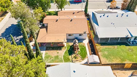 643 Ave J6 E, Lancaster, CA 93535 photo 7