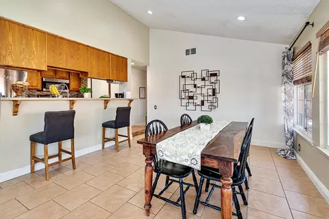 643 Ave J6 E, Lancaster, CA 93535 photo 20