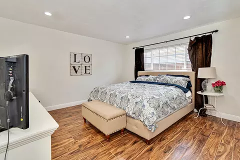 643 Ave J6 E, Lancaster, CA 93535 photo 28