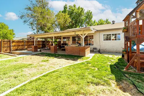 643 Ave J6 E, Lancaster, CA 93535 photo 9