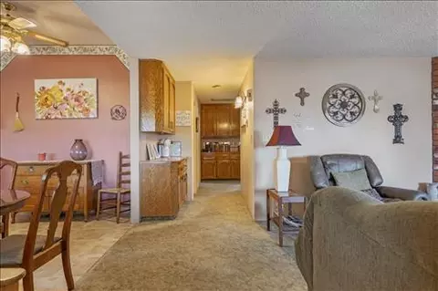 19851 Piedra Dr, Tehachapi, CA 93561 photo 4