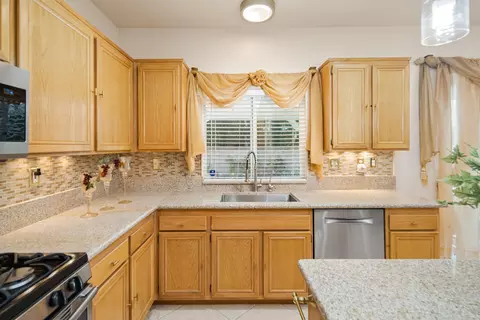 2767 Huston Pl, Lancaster, CA 93536 photo 11