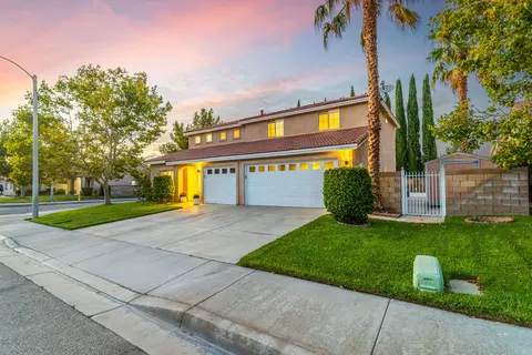 2767 Huston Pl, Lancaster, CA 93536 photo 2