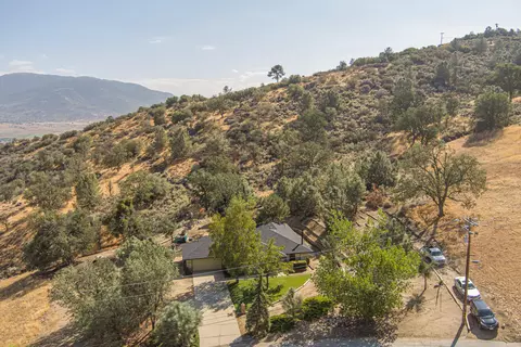 26250 Big Sky Ct, Tehachapi, CA 93561 photo 35