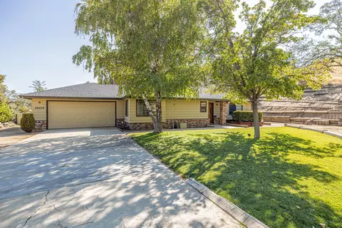 26250 Big Sky Ct, Tehachapi, CA 93561 photo 4