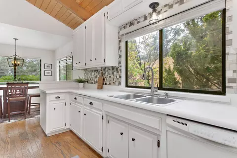 23561 Timberline Way, Tehachapi, CA 93561 photo 7
