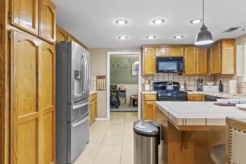 23291 Dart Dr, Tehachapi, CA 93561 photo 9