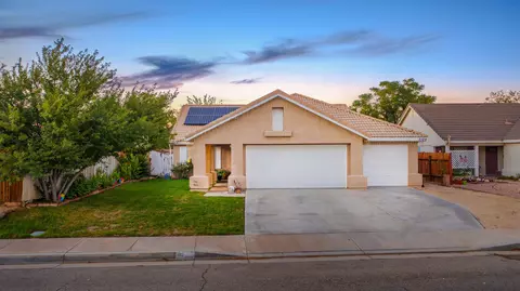 2129 Bend Ave, Lancaster, CA 93535 photo 1