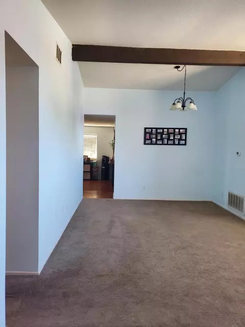 43730 Rogier St, Lancaster, CA 93535 photo 9