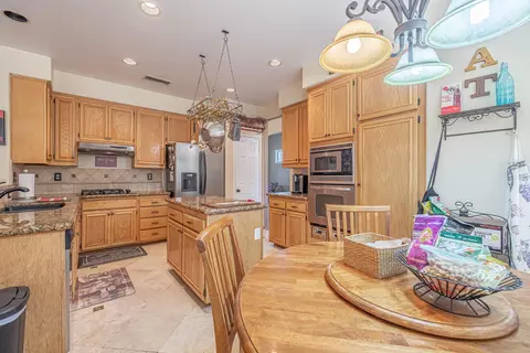 7338 Shadow Mountain Dr, Lancaster, CA 93536 photo 21