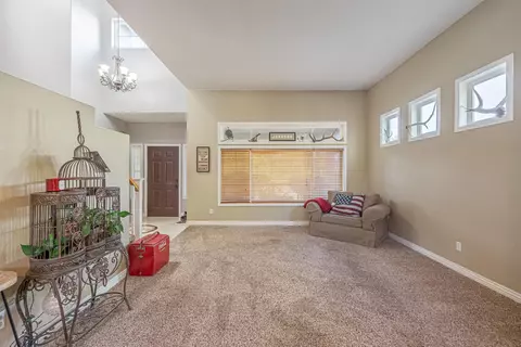 7338 Shadow Mountain Dr, Lancaster, CA 93536 photo 9
