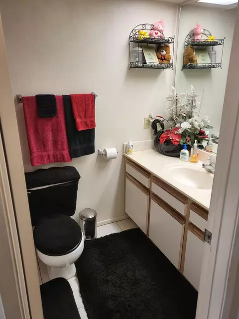 44514 E 15th St E St #4, Lancaster, CA 93534 photo 9