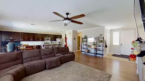 11160 Scarlet Ave, Adelanto, CA 92301 photo 5