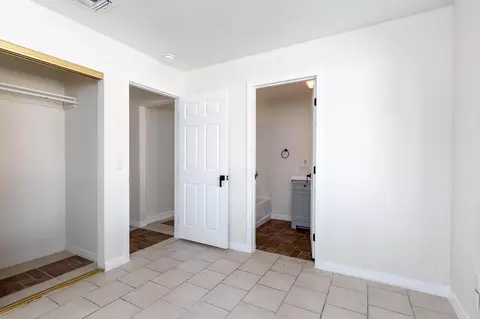 37853 E 11th St, Palmdale, CA 93550 photo 8