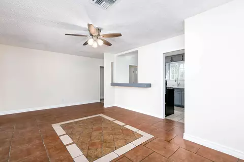 37853 E 11th St, Palmdale, CA 93550 photo 14