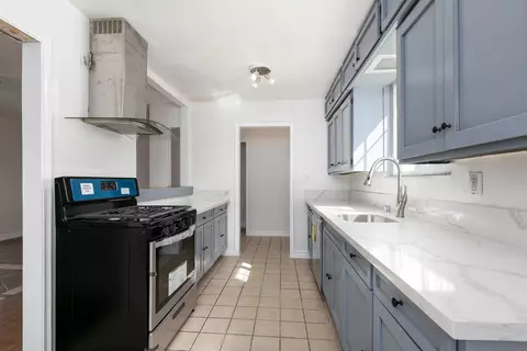 37853 E 11th St, Palmdale, CA 93550 photo 4
