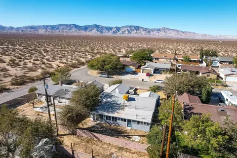 2882 Benito Ave, Mojave, CA 93501 photo 4