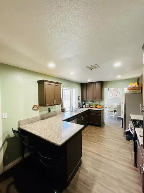 36849 Apache Plume Dr, Palmdale, CA 93550 photo 4