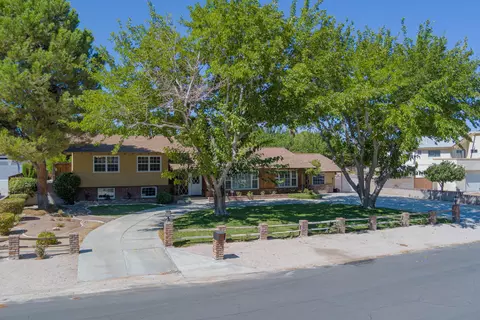 43733 Fenner Ave, Lancaster, CA 93536 photo 48