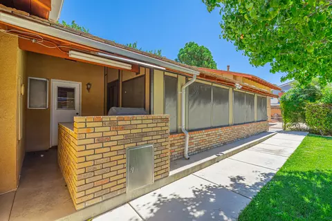 43733 Fenner Ave, Lancaster, CA 93536 photo 5