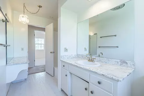 43733 Fenner Ave, Lancaster, CA 93536 photo 32