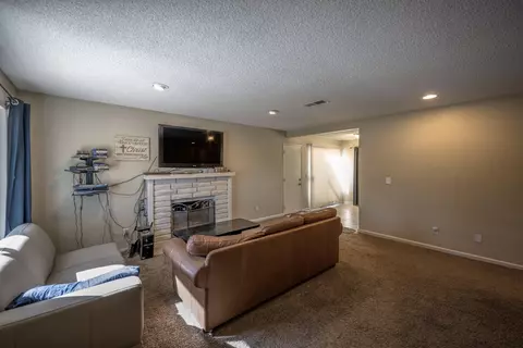 40567 E 178th St, Lancaster, CA 93535 photo 8
