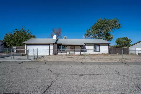 40567 E 178th St, Lancaster, CA 93535 photo 4