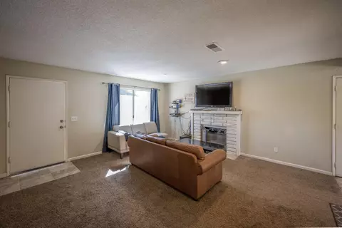 40567 E 178th St, Lancaster, CA 93535 photo 9
