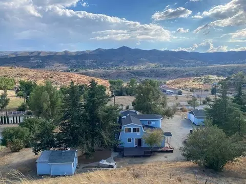 9531 Northside Dr, Leona Valley, CA 93551