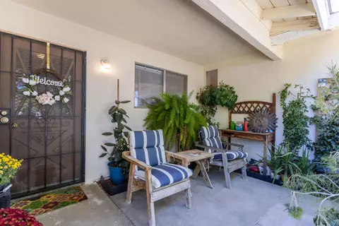 1116 Ave J5 E, Lancaster, CA 93535 photo 2