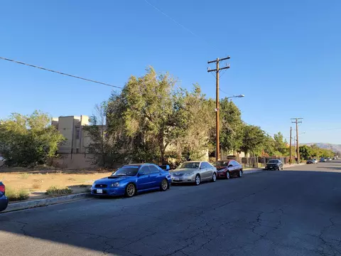 11 Th St E Ave Q3, Palmdale, CA 93550 photo 7