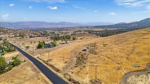 0 Banducci Rd, Tehachapi, CA 93561 photo 3