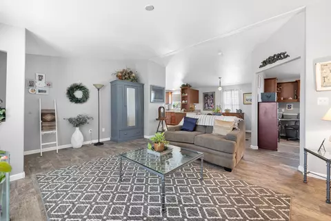 25213 Heather Hill Ave, Lancaster, CA 93536 photo 11