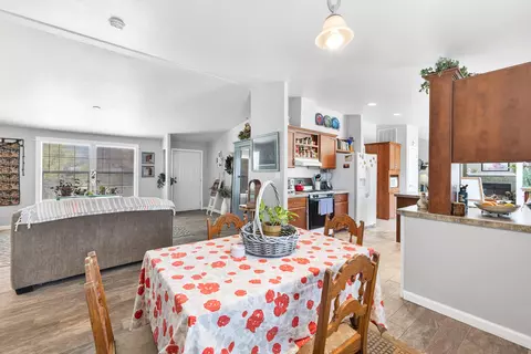 25213 Heather Hill Ave, Lancaster, CA 93536 photo 15