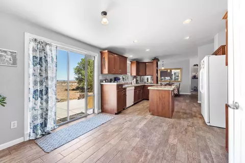 25213 Heather Hill Ave, Lancaster, CA 93536 photo 21