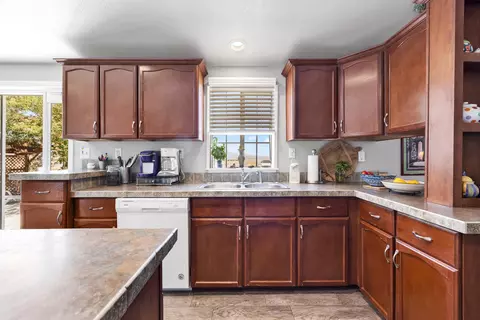 25213 Heather Hill Ave, Lancaster, CA 93536 photo 19