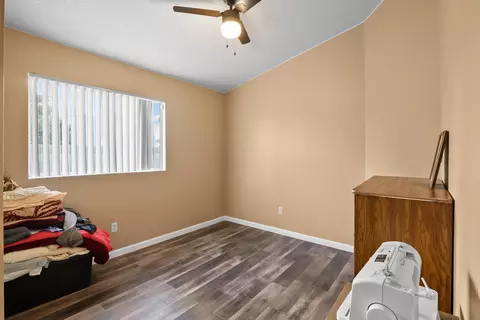 2512 E Lingard St, Lancaster, CA 93535 photo 17