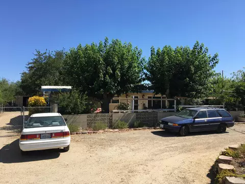 747 E Avenue L4 Ave, Lancaster, CA 93535 photo 1