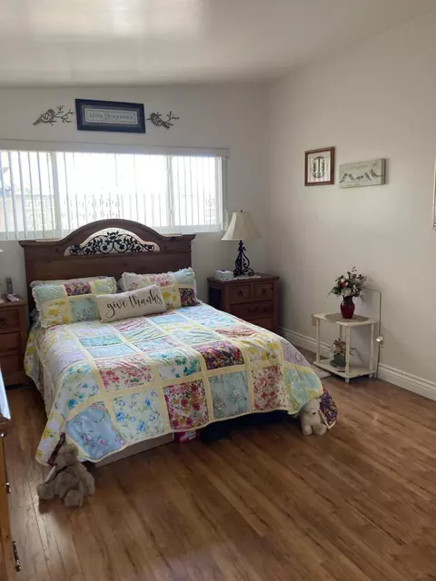 747 E Avenue L4 Ave, Lancaster, CA 93535 photo 29
