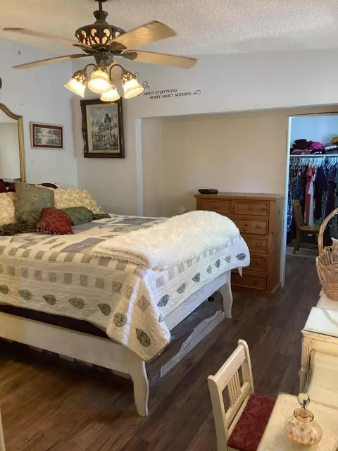 747 E Avenue L4 Ave, Lancaster, CA 93535 photo 6